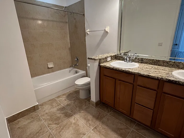 10411 Belfry Cir — Photo 23