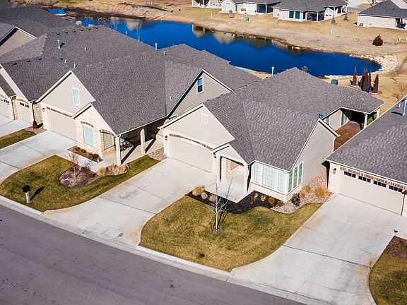 3rd image of 3987 N Solano Ct