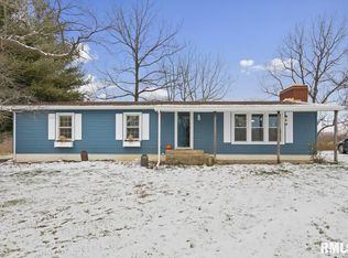 20608 N Blue Ridge Rd, Chillicothe, IL 61523