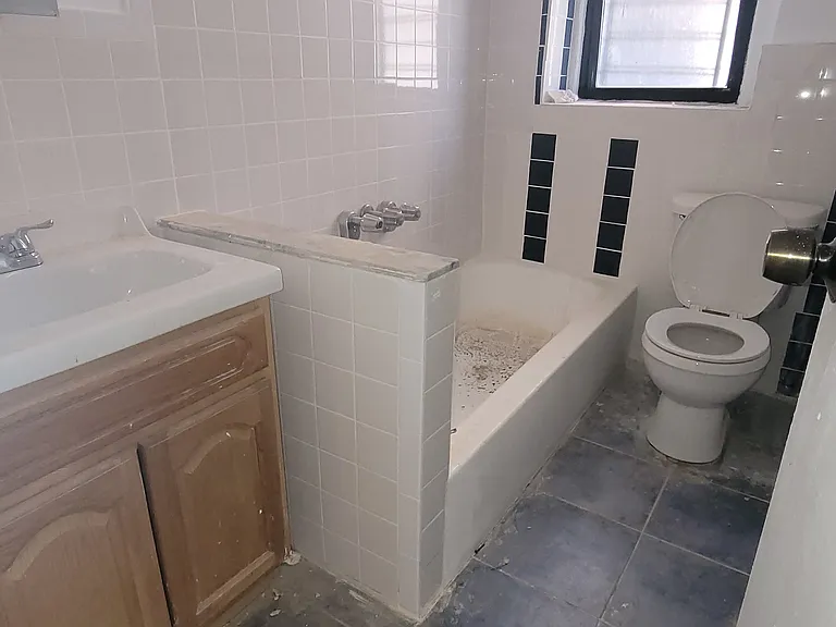 1425 University Ave #E1 — Photo 10