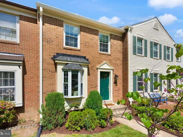 7908 Pebble Brook Ct, Springfield, VA 22153