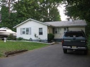 16 Doe Run, Highland Lakes, NJ 07422