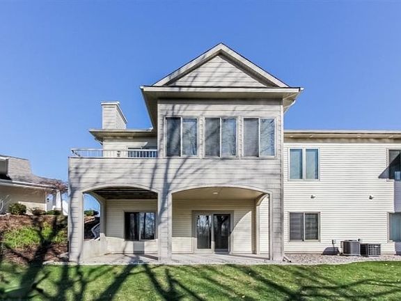 4th image of 1287 Prestwick Dr #114