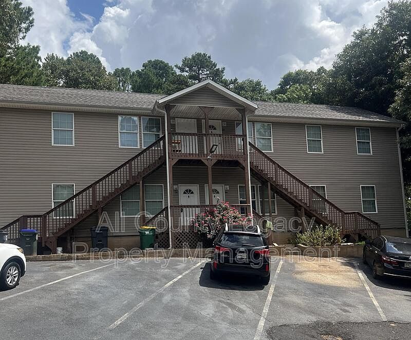 1st image of 4673 Lois Dr