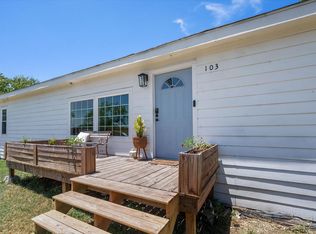 103 Wright St, Barry, TX 75102