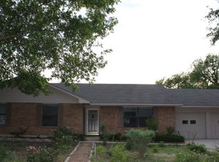 2808 N Beal St, Belton, TX 76513
