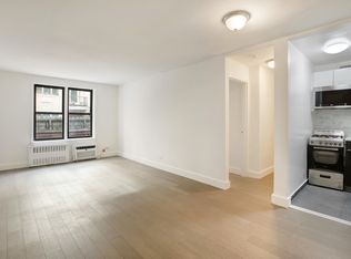 315 E 21st St APT 2C, New York, NY 10010