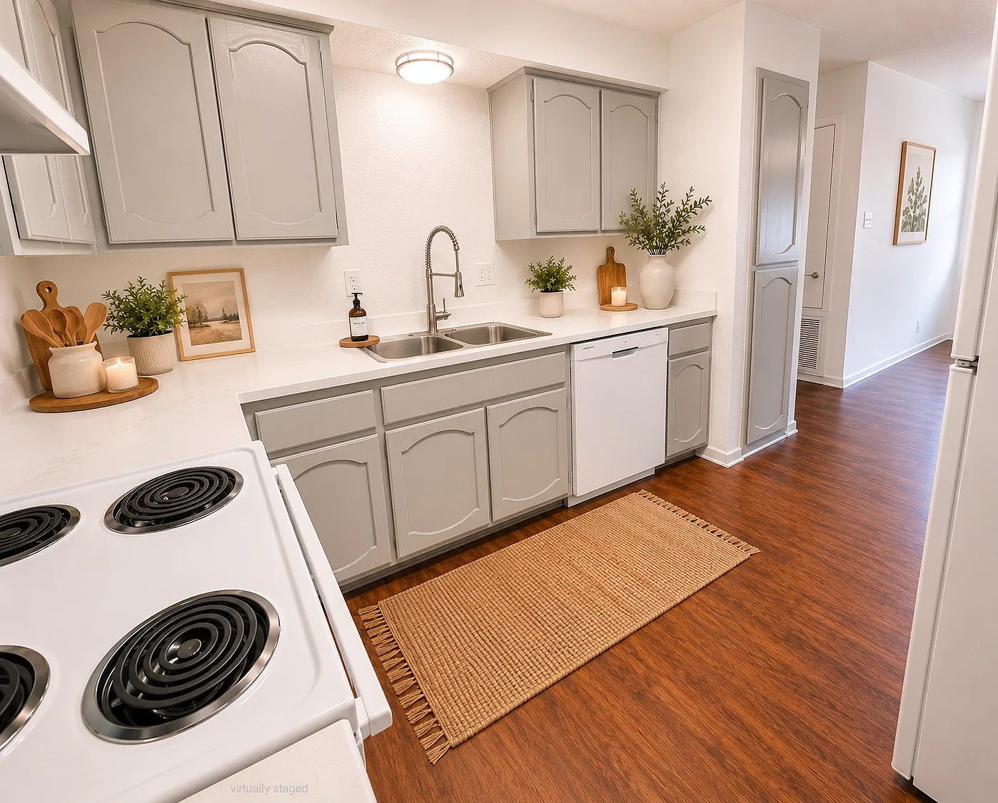 407 N Plant Ave — Photo 4