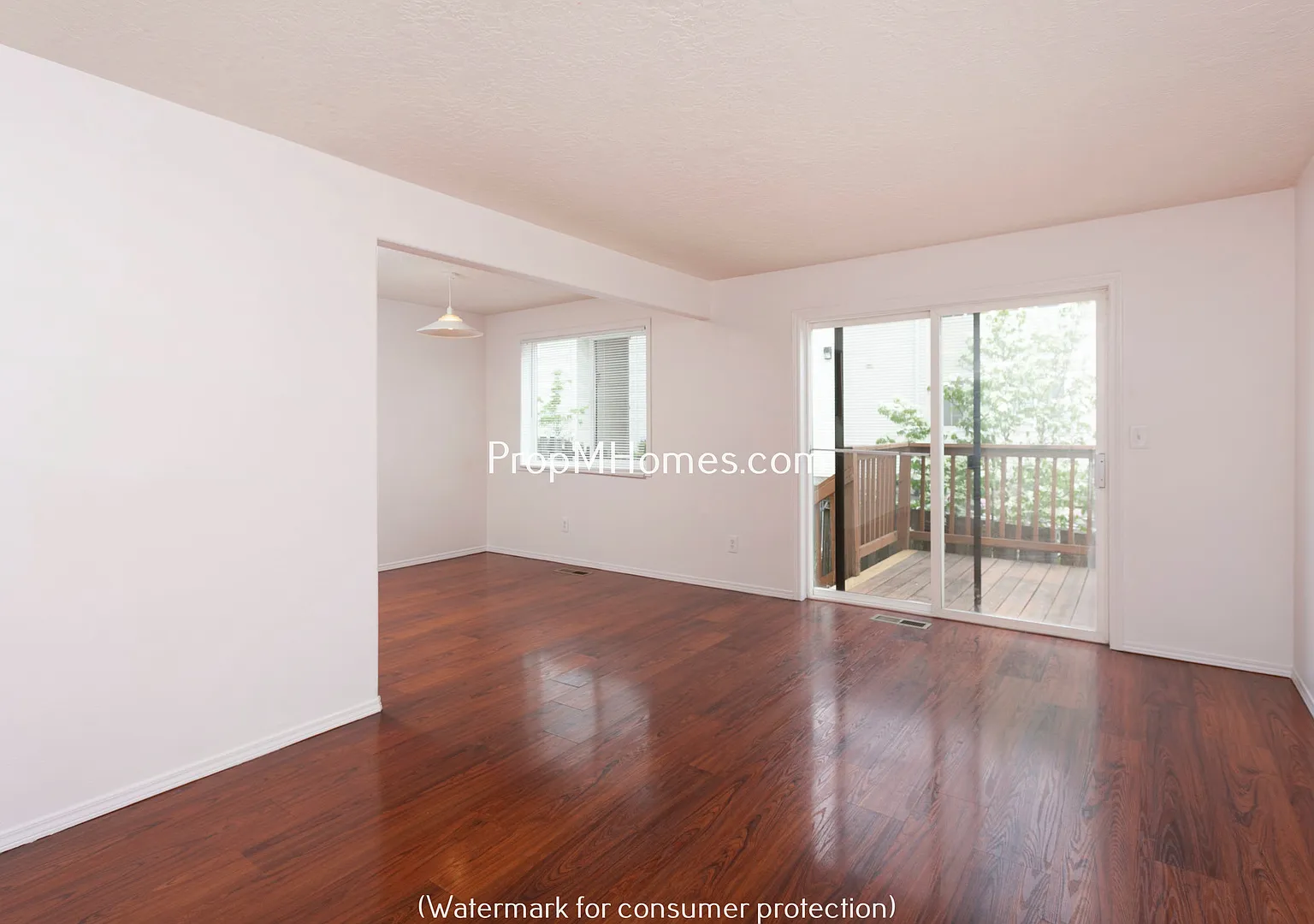 Beautiful Three Bedroom Duplex Just Blocks from Kelly Butte Park — Photo 3