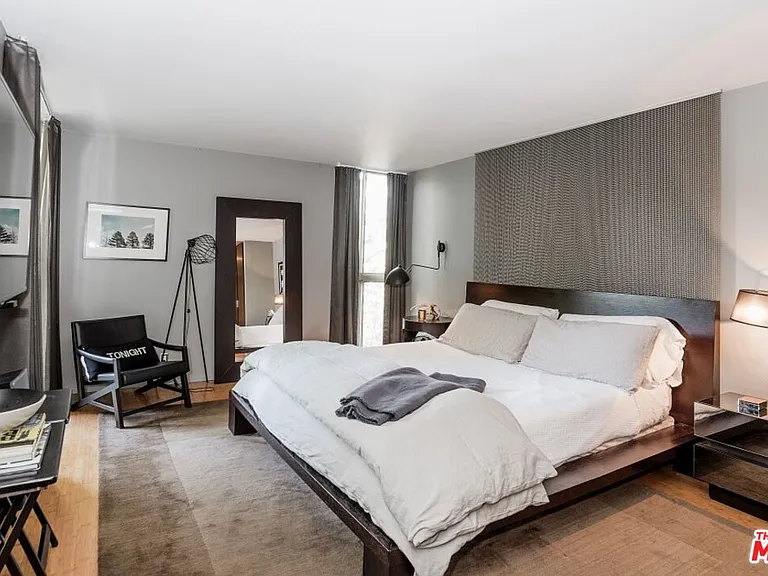 850 N Kings Rd #306 — Photo 4