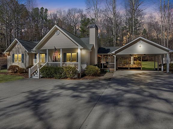 2nd image of 111 Hidden Hollow Ct