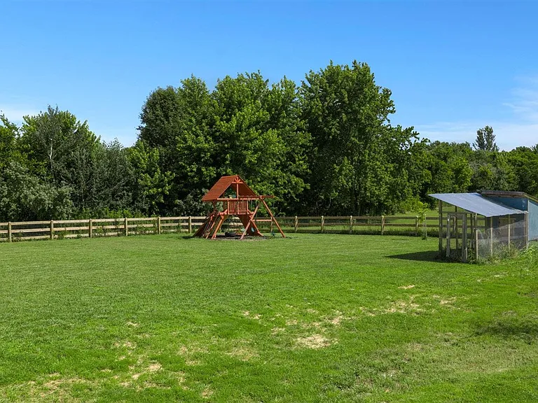 8319 Highland Lick Rd — Photo 8