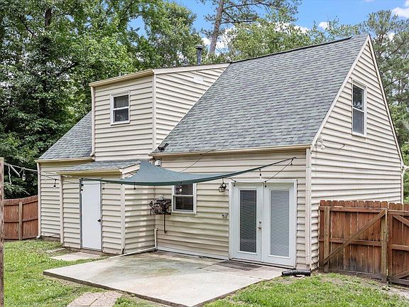 5th image of 4709 Tyne Dr