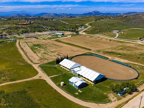 3rd image of 39375 San Ignacio Rd