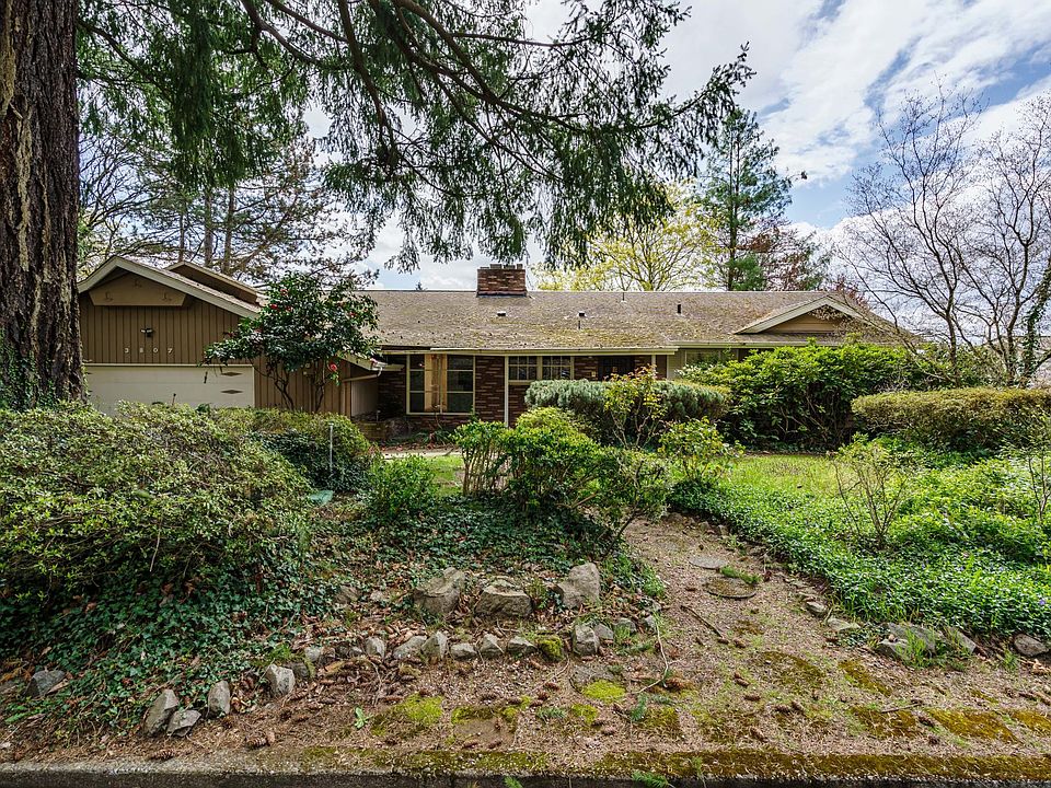 1st image of 3807 Edgewood Dr