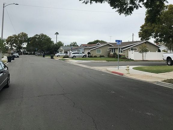 5th image of 1840 W Elm Ave