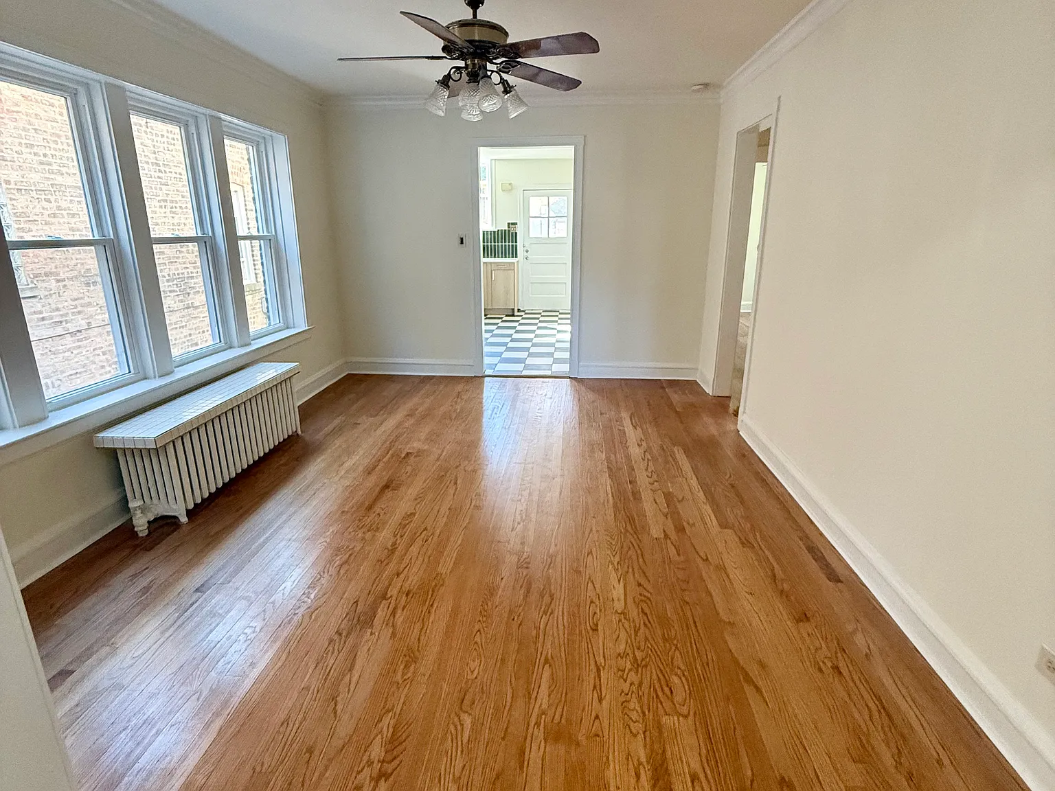 2 bed, 1400 sqft, $2,850 — Photo 3