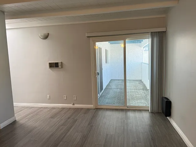 2122 Huntington Ln #3 — Photo 9