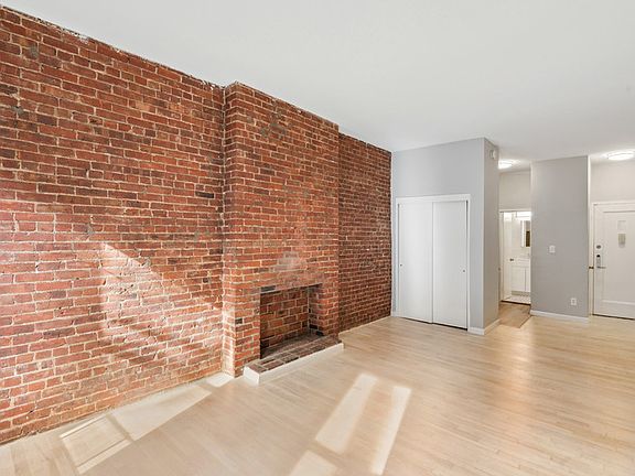 3rd image of 306 E 89th St APT 3D