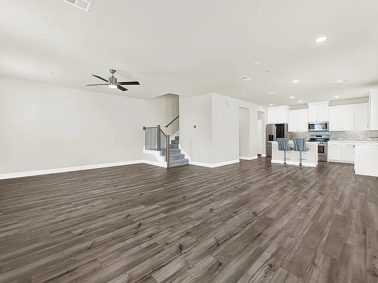 8993 Swallowtail St — Photo 4