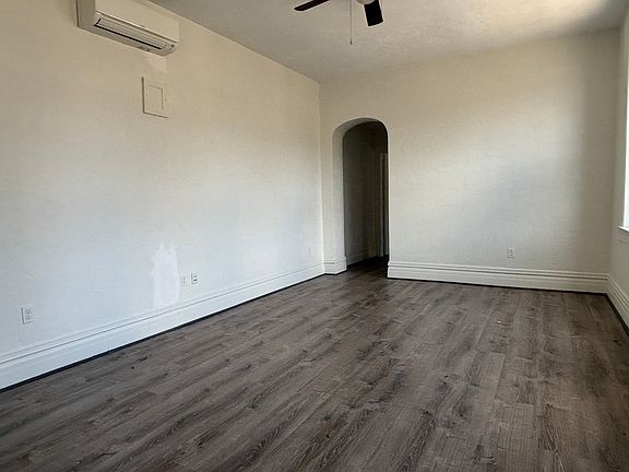 5th image of 1 W Pike St APT 3C
