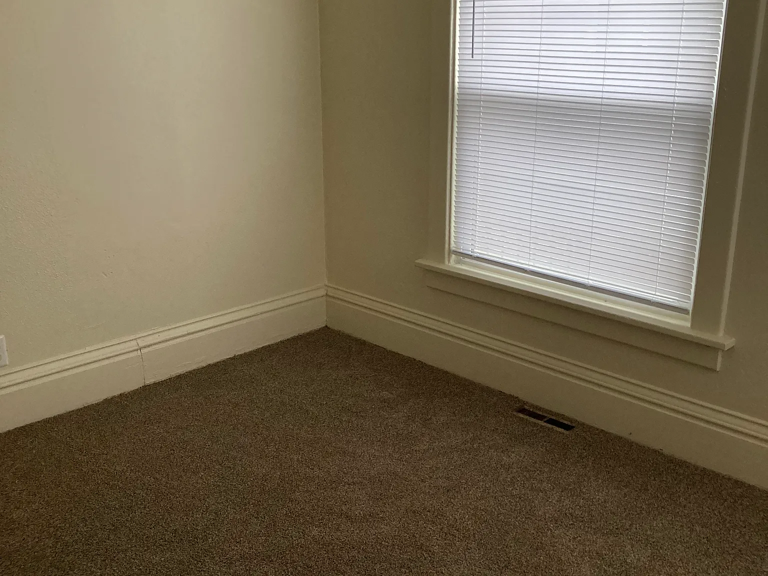 2 bed, 615 sqft, $825 — Photo 4