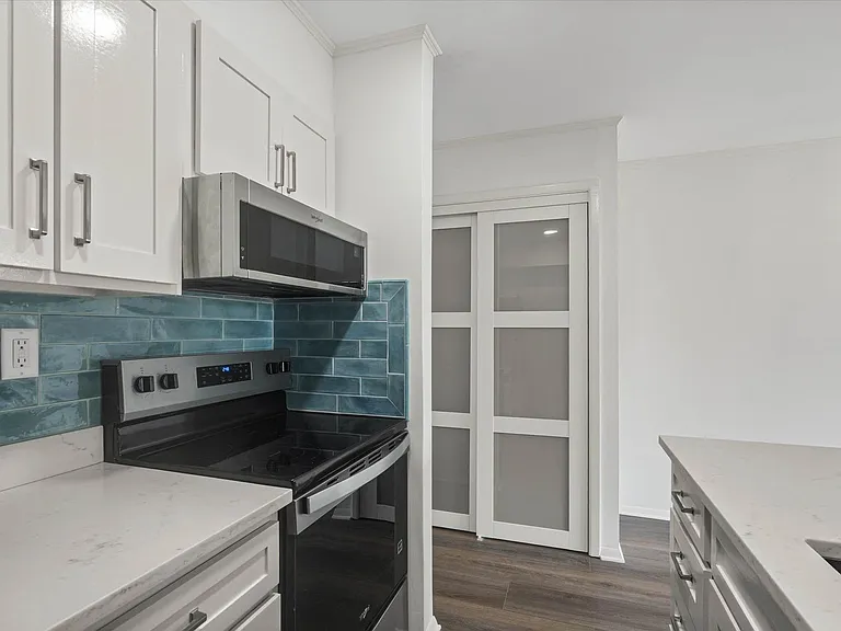 2024 Sea Cliff Dr N — Photo 7