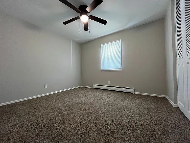 1210 Hilltop — Photo 10