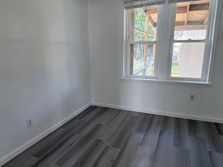 17 Walnut St — Photo 6