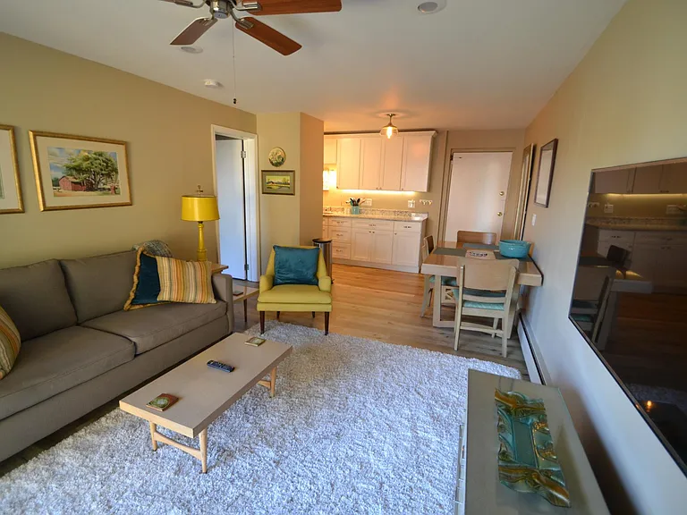 4815 Reading Rd #19 — Photo 8