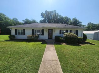 1135 E Normandale Ave, Petersburg, VA 23803