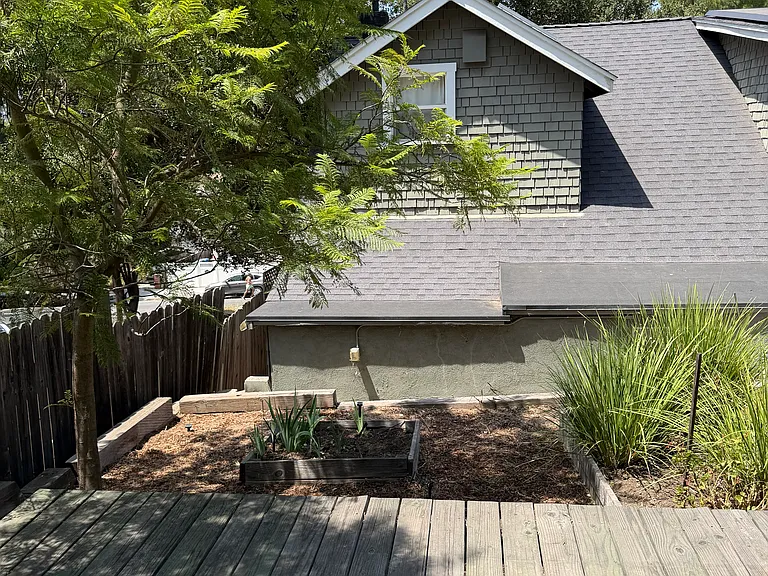 1408 Oak Grove Dr — Photo 7
