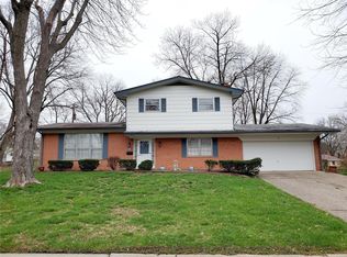 14 Chamberlain Ct, Belleville, IL 62223