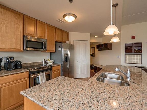 3rd image of 111 N Ashley St Suite 607