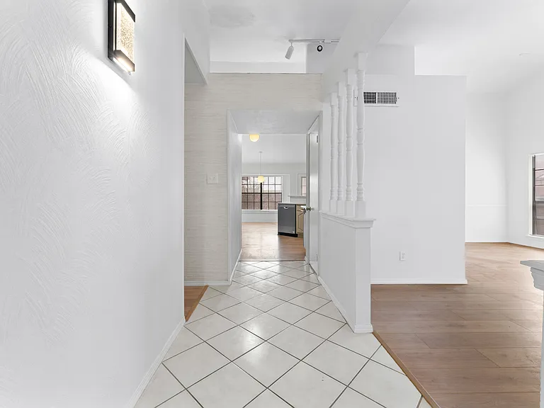 1035 Granite Ln — Photo 10