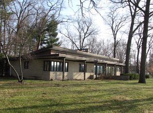681 E Shadeland Dr, Monticello, IN 47960