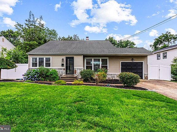 2nd image of 202 Cranford Rd