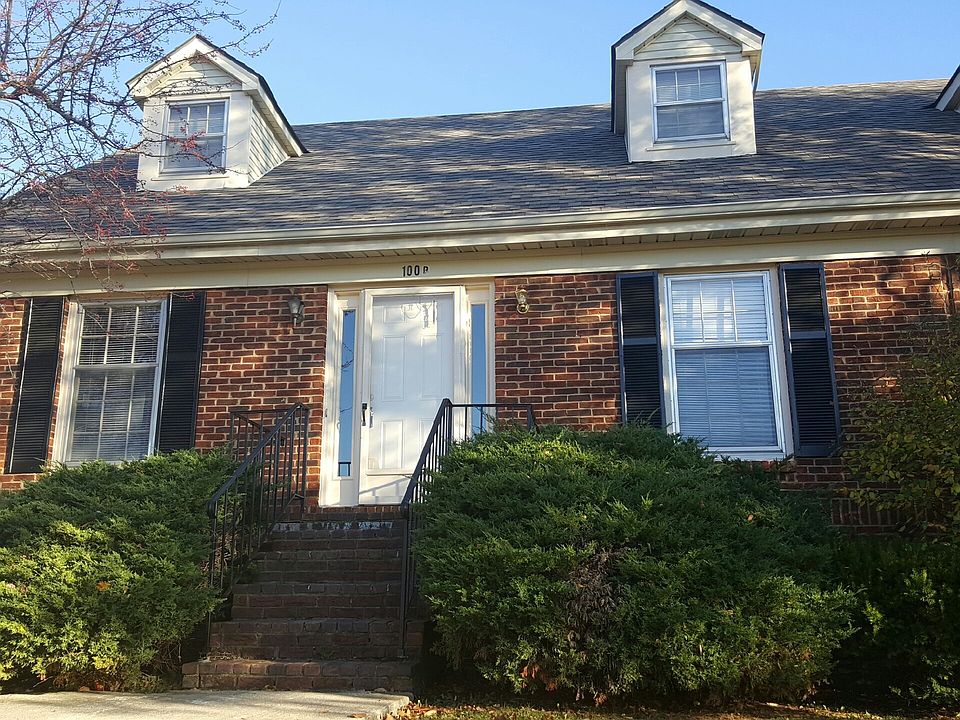 1st image of 100 Chippendale Ct #B