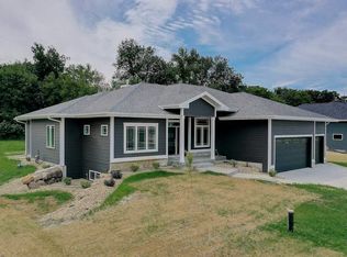 3441 Heatherstone Rdg, Sun Prairie, WI 53590