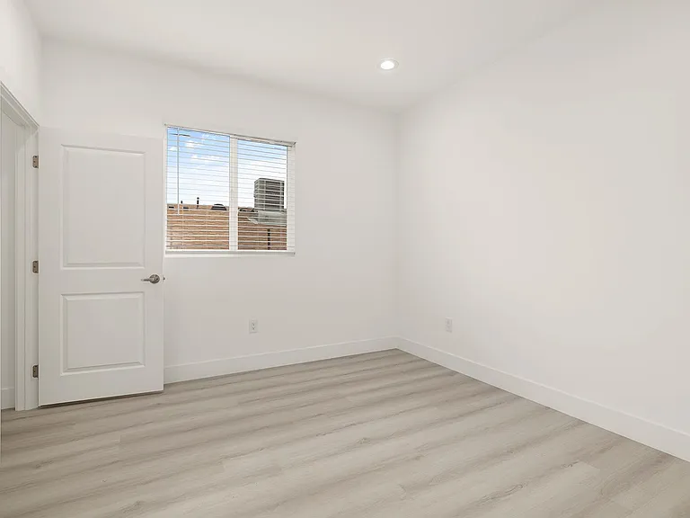 919 N Beaudry Ave #1/2 — Photo 6
