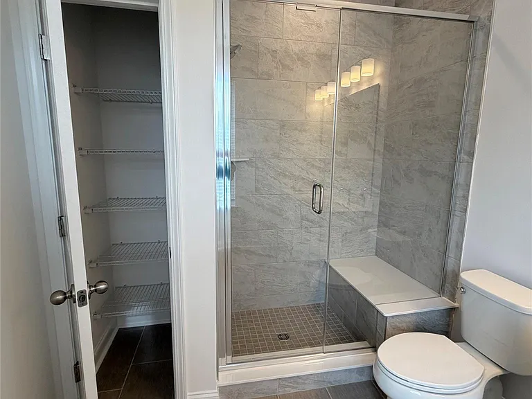 15351 Ballancroft Pkwy — Photo 13
