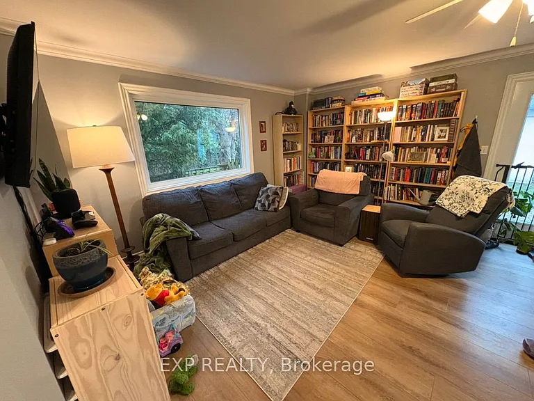 7B Clarendon Ave — Photo 7