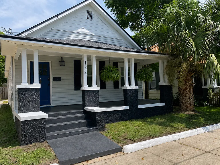 Fantastic curb appeal in Historic East Hill.