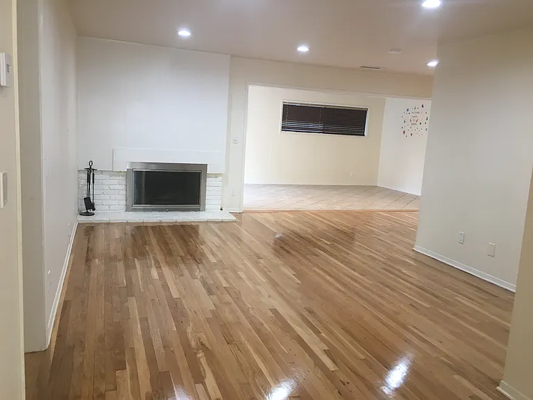 6721 Kentland Ave — Photo 2