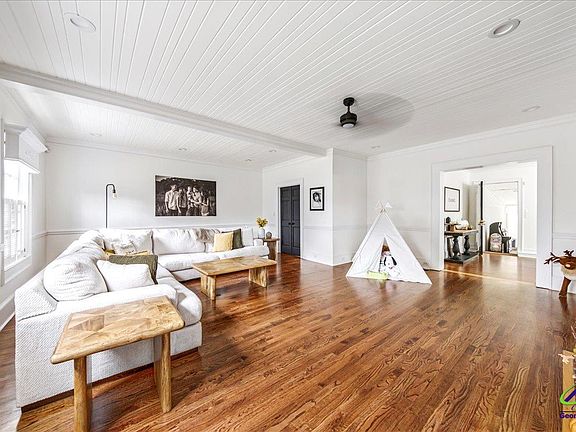 807 Evergreen St, Perry, GA 31069 | MLS #236840 | Zillow