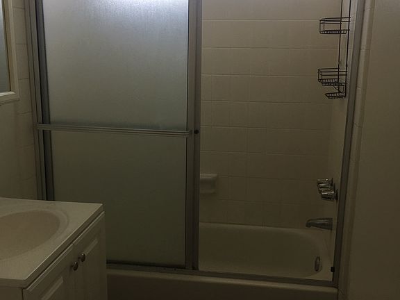 5th image of 2516 Pacific Ave
