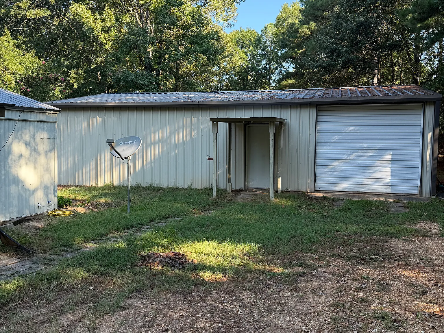 2 bed, 784 sqft, $975 — Photo 2