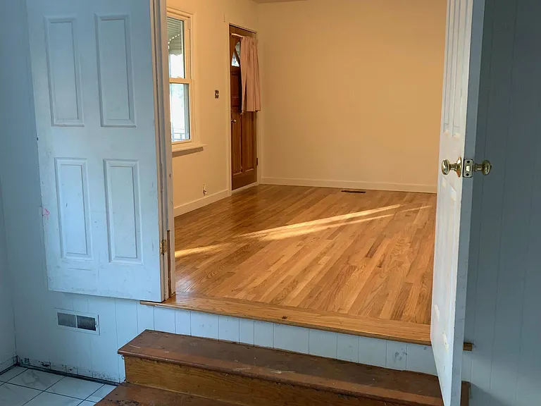 5103 Jarrett Rd — Photo 6