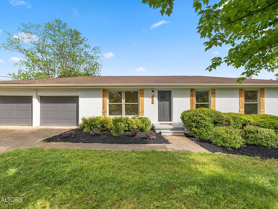 1st image of 321 River Bend Dr
