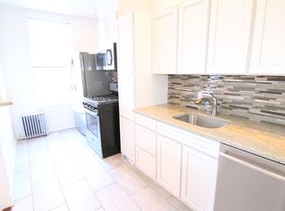 1615 Cornelia St, Flushing, NY 11385